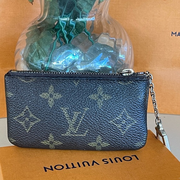 Accessories - Louis Vuitton cles coins purse ❤️❤️